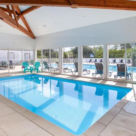 Gorgeous In With Swimming Pool 아파트